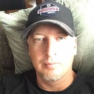 Meet your Posher, Corey